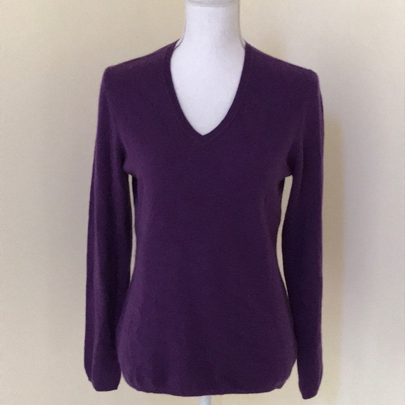 Charter club medium V neck cashmere sweater - Picture 1 of 8